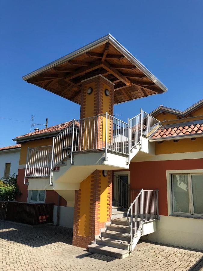 La Siesta Bed&Residence Cardano Al Campo Exterior photo